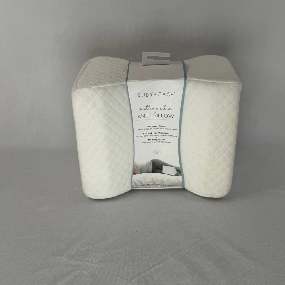 Ruby + Cash Orthopedic Knee Pillow Memory Foam White Quilted New
